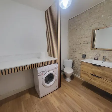 Centre Historique à Proximité à Pied De * Caen